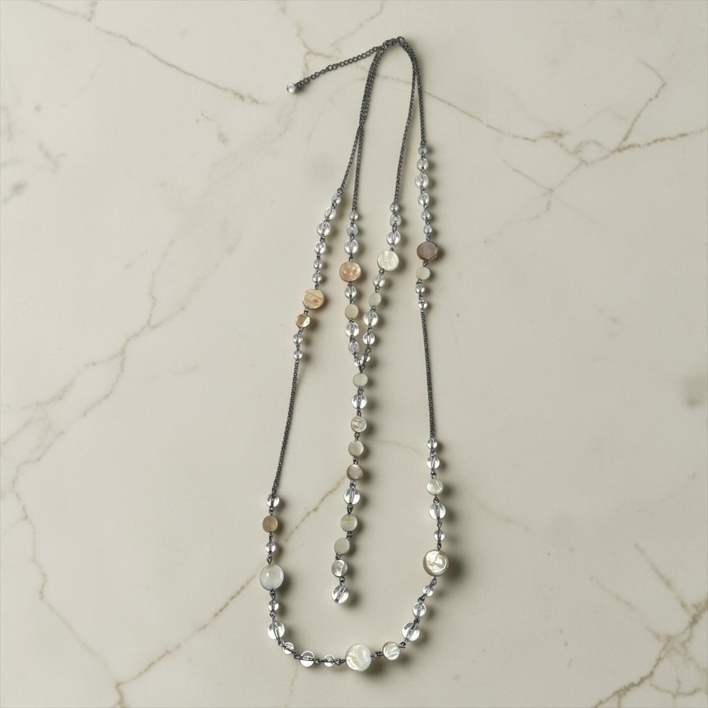 Mother of Pearl Shell Necklace Clear‎ Beads Silver Tone Adjustable 36"